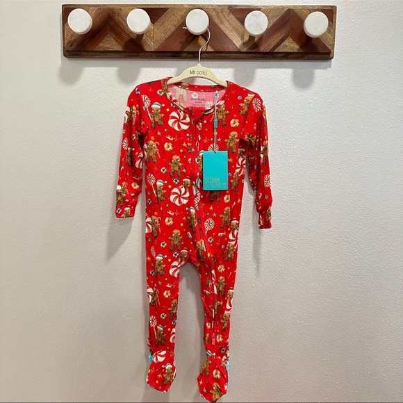 POSH PEANUT CANDY CANE LANE CHRISTMAS XMAS HOLIDAY FOOTIE ONESIE 18-24M - Picture 4 of 4